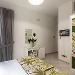 بيت ضيافة Palazzo Starace سورينتو