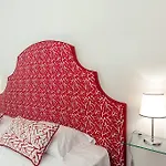 Palazzo Starace بيت ضيافة 4*