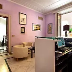 בית הארחה Palazzo Starace 4*