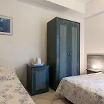 בית הארחה Palazzo Starace 4*