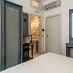 Palazzo Starace בית הארחה 4*